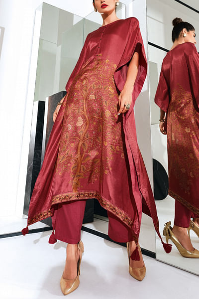 Auburn red printed kaftan set