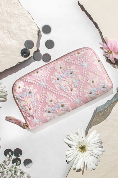 Baby pink floral embroidery wallet