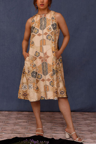 Beige mosaic print sleeveless dress
