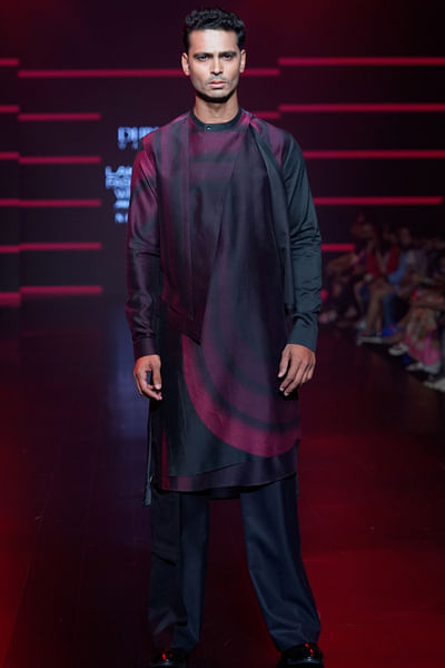 Black and pink gradient printed kurta