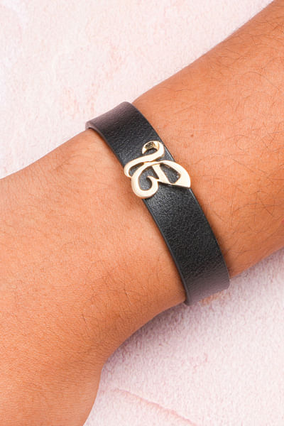 Black Ek Onkar leather bracelet