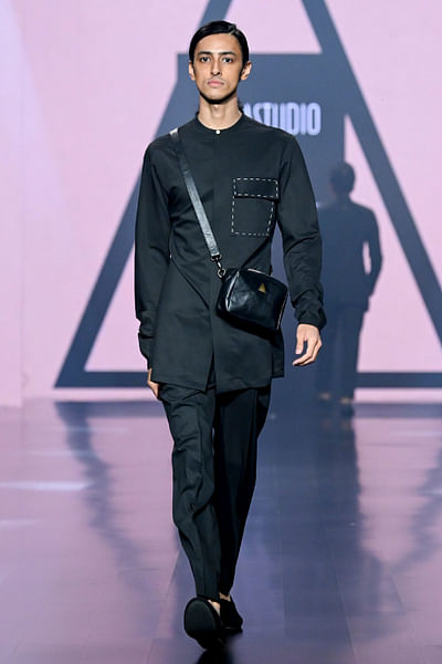 Black embroidered kurta set