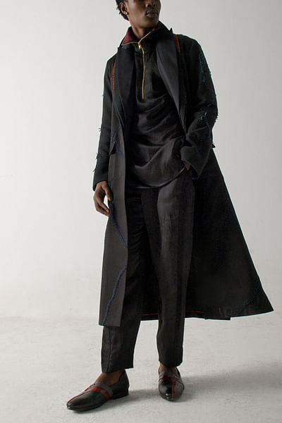 Black embroidered overcoat set