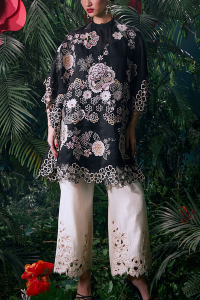 Black floral embroidery kaftan