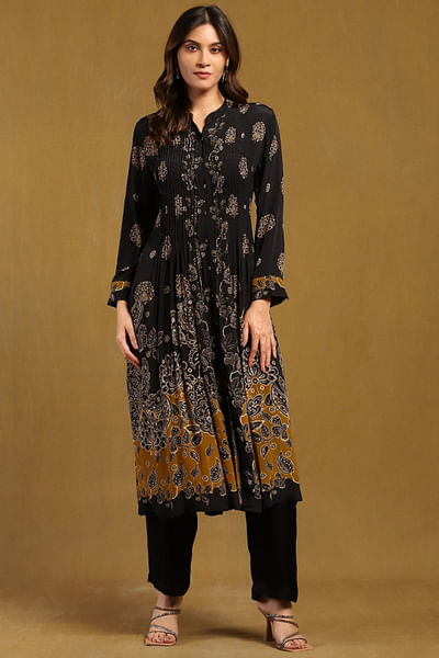 Black floral printed kurta