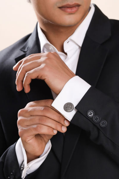 Black lion's mane cufflinks