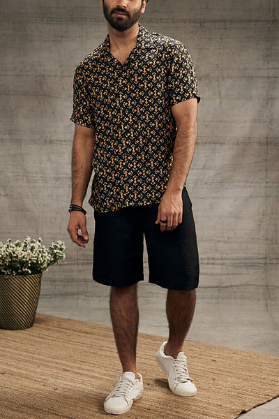 Black motif print co-ords