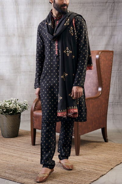 Black motif print kurta and dupatta set