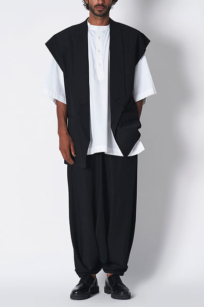 Black oversized finn blazer