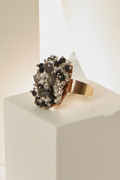 Black semi-precious stone ring