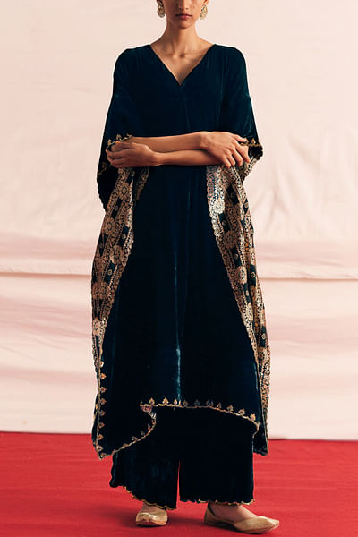 Black sequin embroidery kaftan set