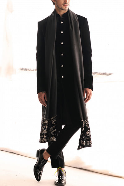 Black velvet sherwani stole set