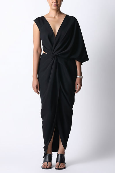 Black waist cutout draped dress