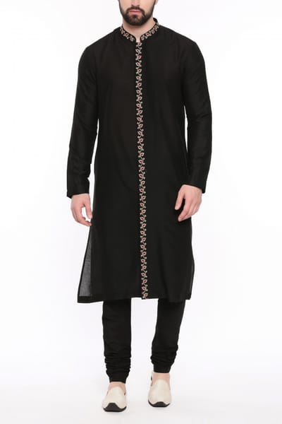 Black zari embroidered kurta set
