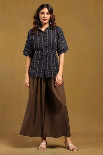Blue cotton yarn dyed shirt