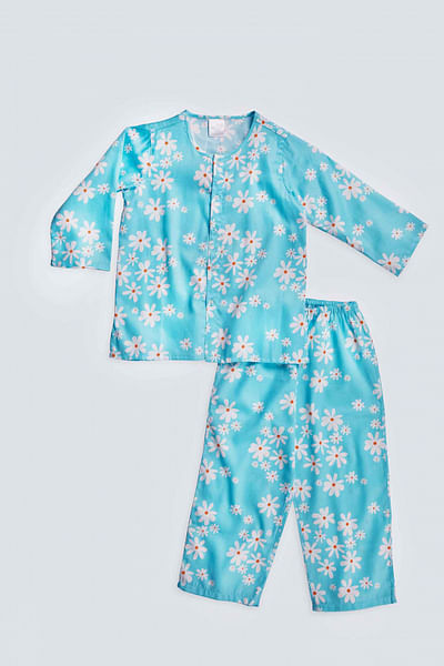 Blue daisy print night suit