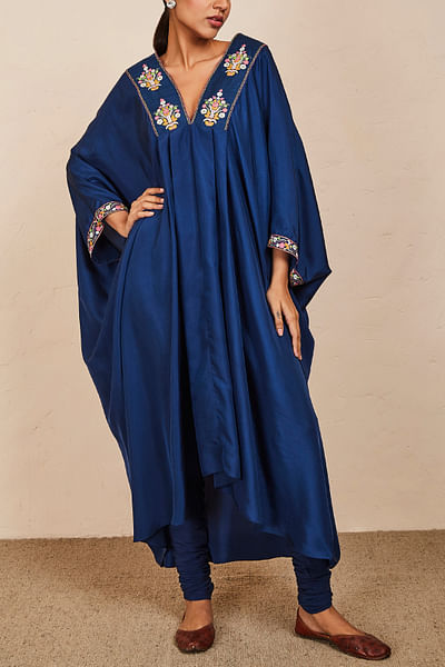 Blue embroidered kaftan set