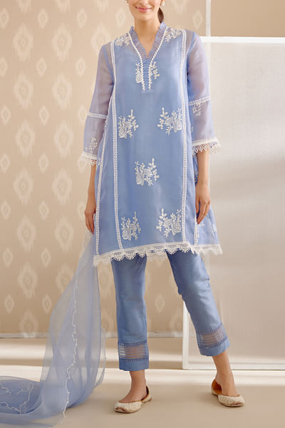 Blue floral motif embroidered kurta set