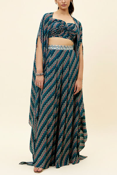 Blue leaf print cape set