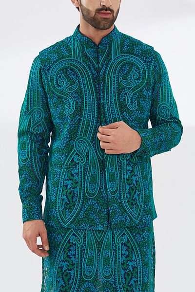 Blue paisley embroidery bandi