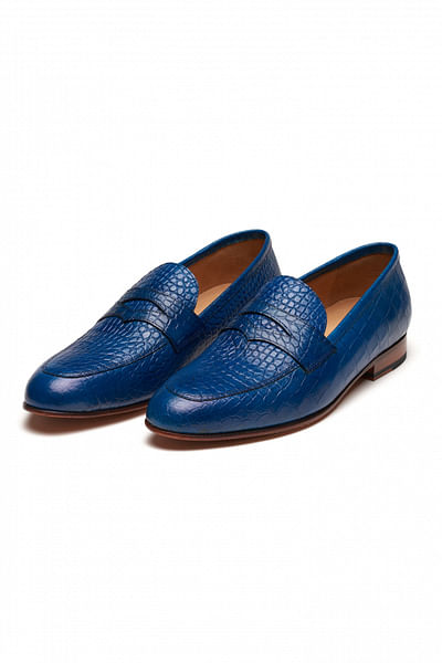 Blue textured leather penny loafers