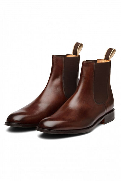 Brown chelsea leather boots
