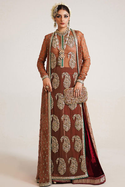 Brown dabka embroidered kurta set