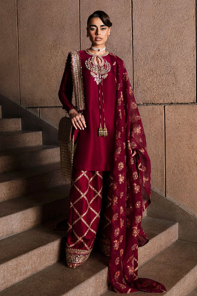 Burgundy green bead embroidered kurta set