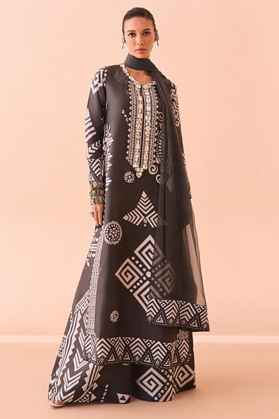Charcoal gray tribal geometric print kurta set