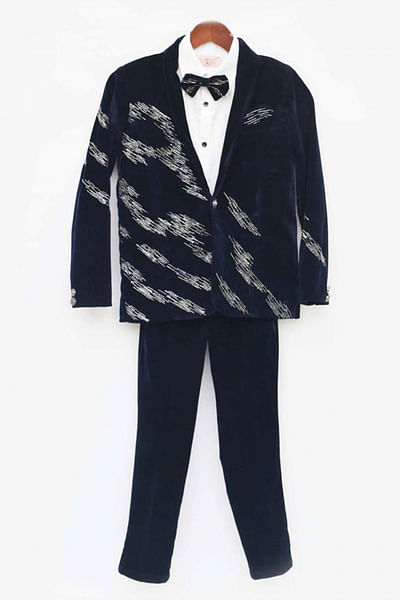 Dark blue embroidered coat set