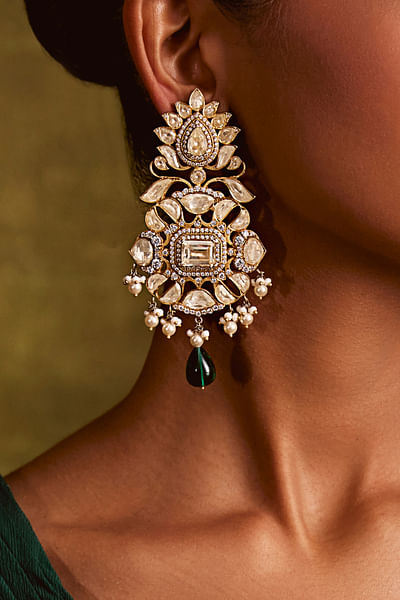 Emerald jadau dangler earrings