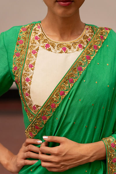 Emerald sequin embroidery blouse
