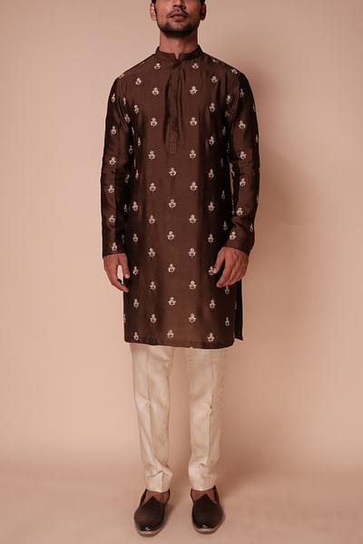 Floral embroidered kurta set