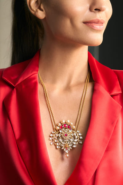 Gold and red semi-precious stone necklace