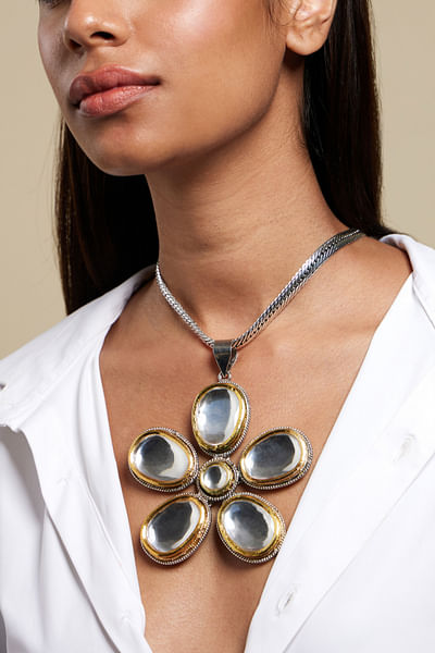 Gold and silver floral polki necklace