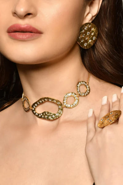 Gold cubic zirconia choker