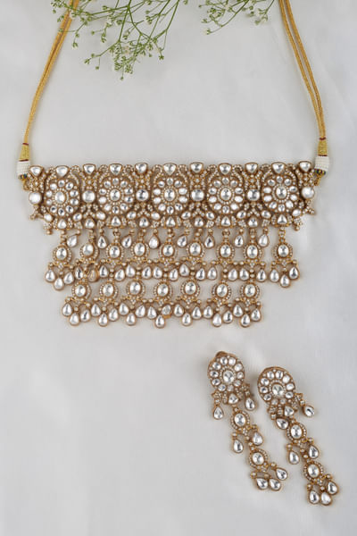 Gold finish embellished kundan choker set