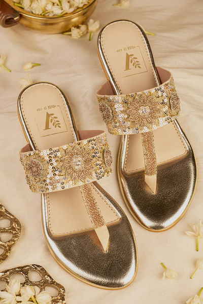 Gold floral embellished kolhapuri flats