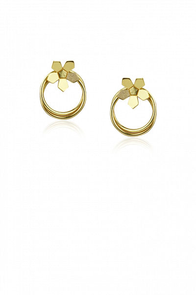 Gold floral round earrings