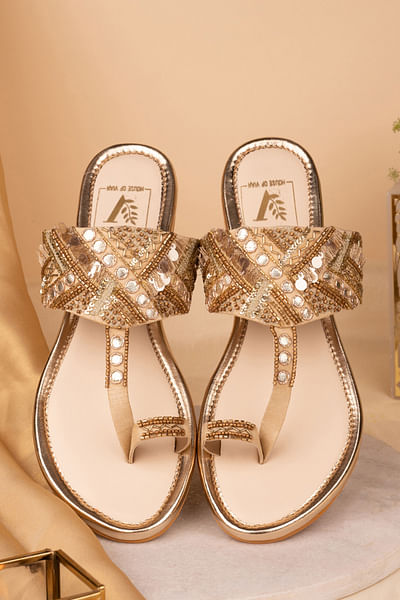 Gold geometric embellished kolhapuri flats