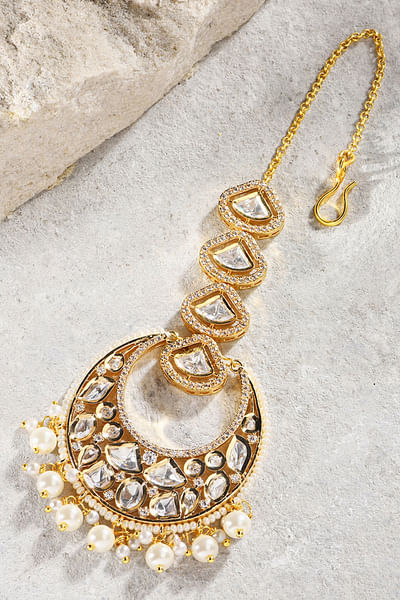 Gold kundan polki and pearl maang tikka