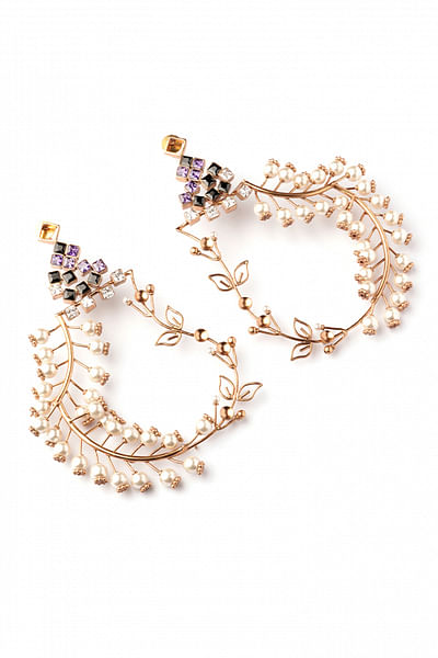 Gold leaf pearl earrings