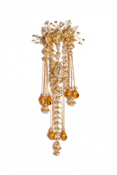Gold pearl and shell hair accessory