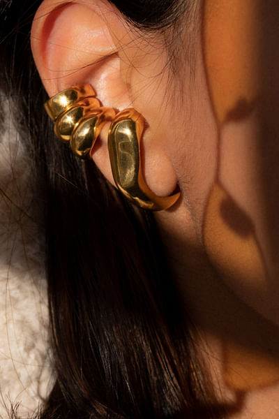 Gold snug ear cuffs set