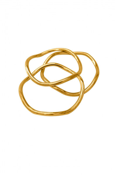 Gold wavy bangles set