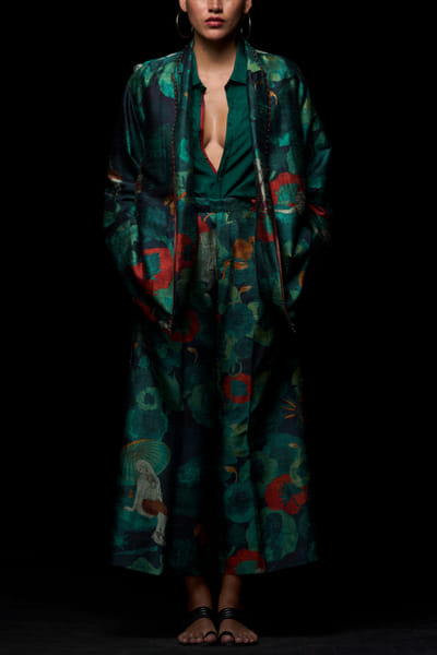 Green artsy printed jacket