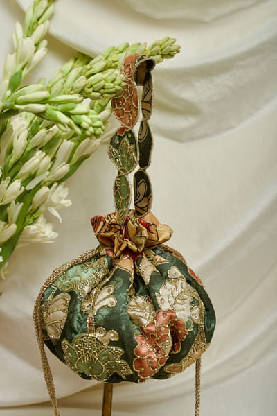 Green kalamkari print potli bag