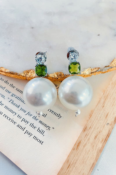 Green peridot pearl drop earrings