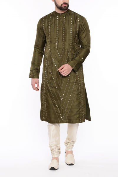 Green thread and mirror embroidered kurta set