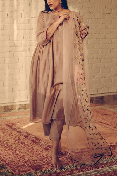 Grey organza embroidered dupatta